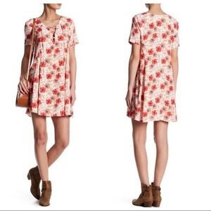 ASTR The Label Dress Medium Hibiscus Floral Lace-Up Short Sleeve Mini Shift Boho